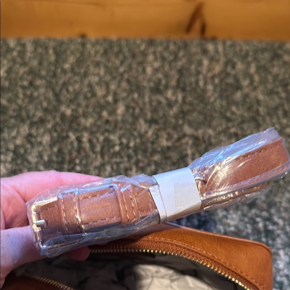 Brown Crossbody Bag with 2 strap options - Picture 9 of 9